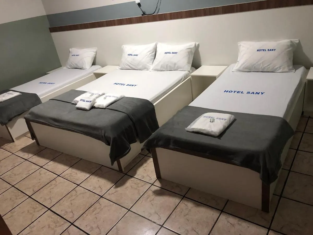 Hotel sany - Localizado à 5 minutos do Metrô Paulista San Paolo